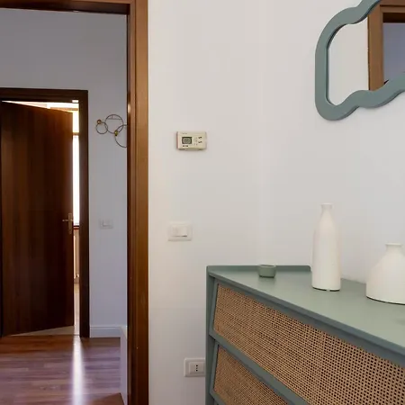 Elite - Self Check-in Wi-fi Apartment Arona